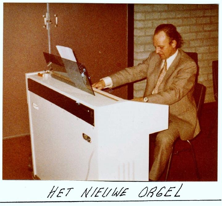 1975-03-orgel.jpg
